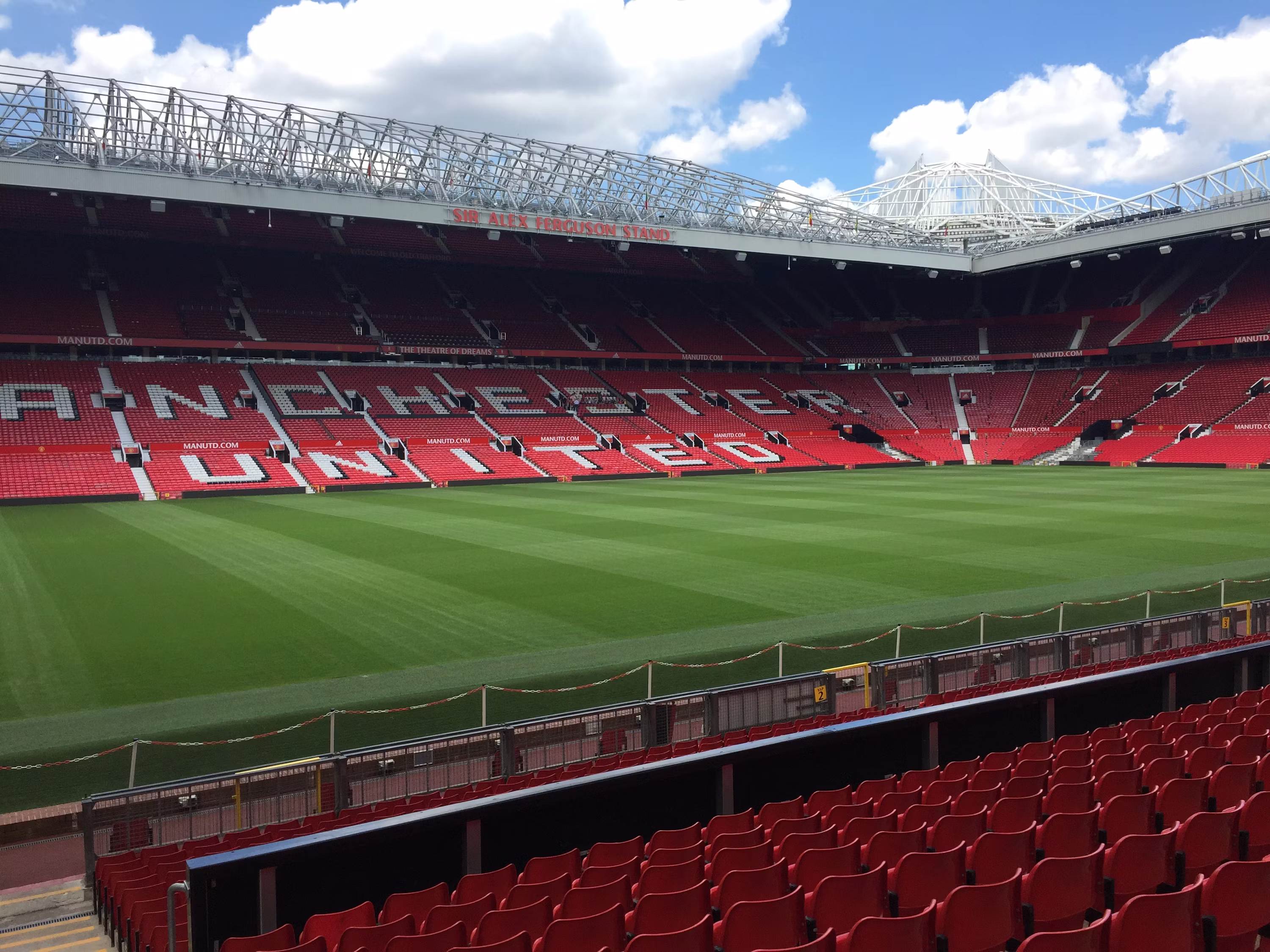 How to Get Man Utd Tickets: The Ultimate Guide to Watching the Red Devils at Old Trafford