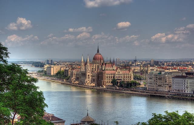 Champions League Final Hotel Chaos: Price Hikes, Tips & Smart Fan Hacks