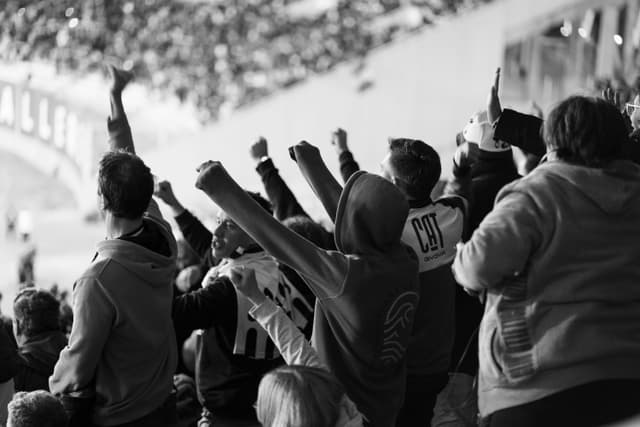 What To Wear To A Football Game