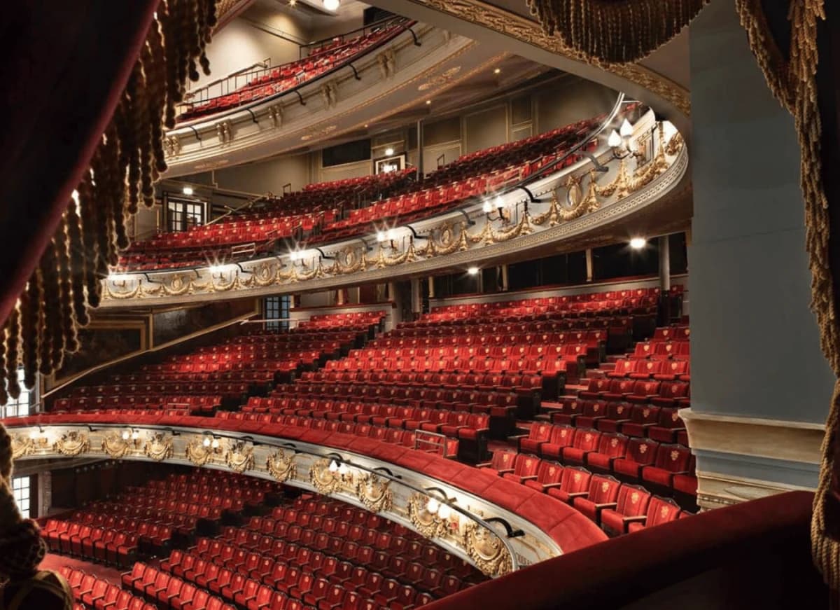 Cambridge Theatre